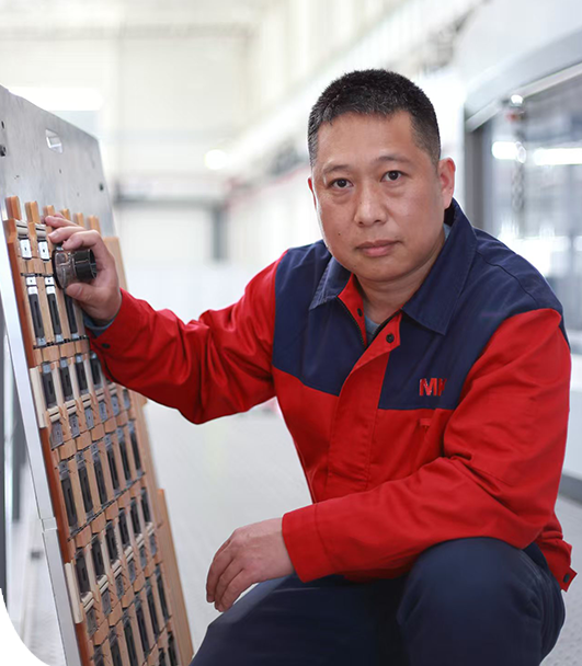 ƽѹ�����ƹܽ�ʦ